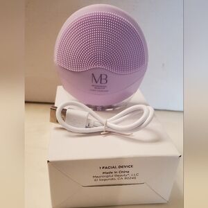 Meaningful Beauty Facial Scrubber